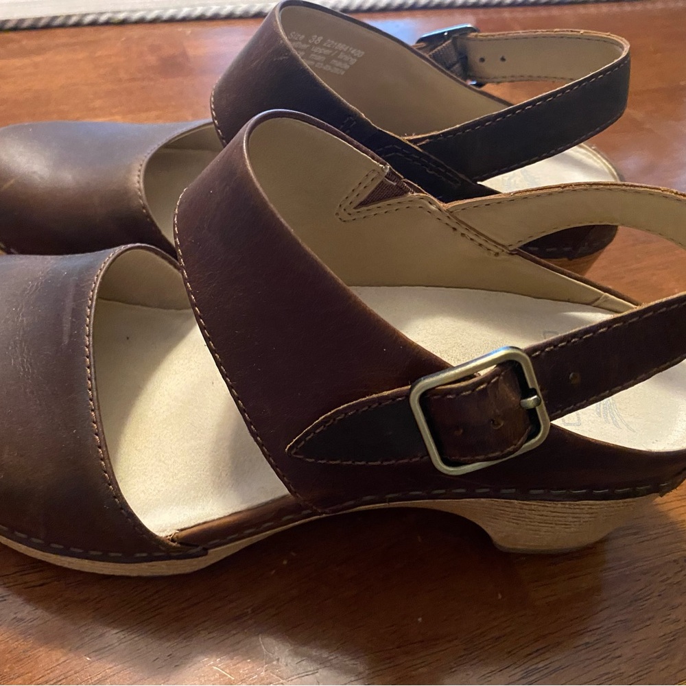 Women's Brown Leather Sandals